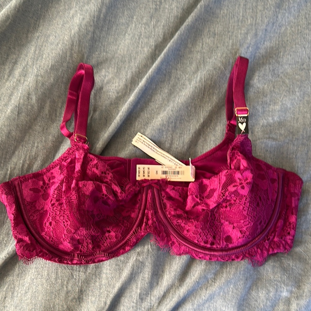 Victoria's Secret Dream Angels Wicked Lace Bra